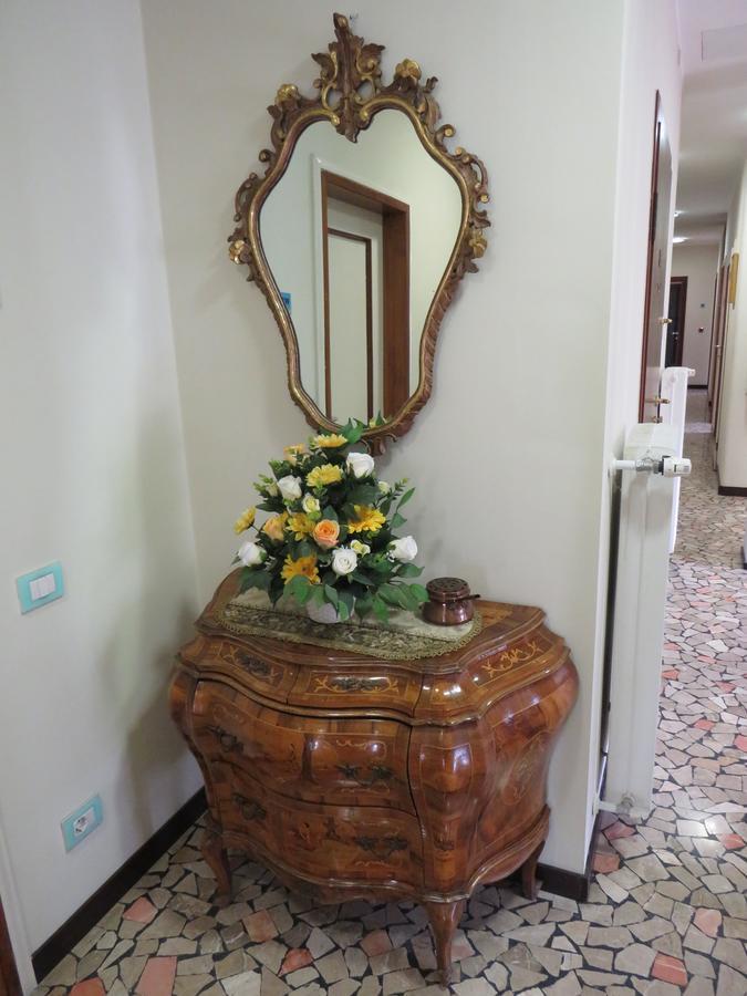 Garnì Domus Mea Hotel Merano Bagian luar foto