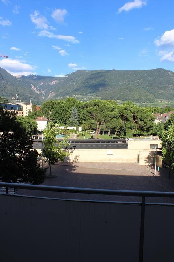 Garnì Domus Mea Hotel Merano Bagian luar foto